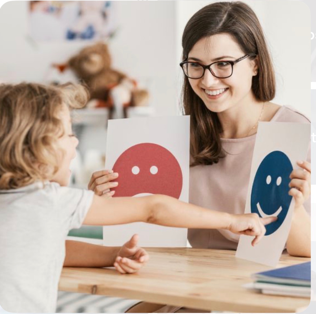 Trabalho de regulação emocional com cartões de emoções